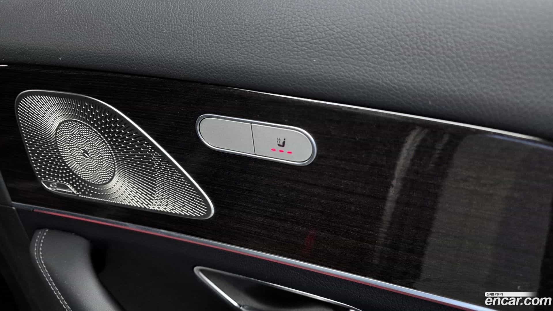 GLE-Class Mercedes-Benz 2021.7-OPTION-022