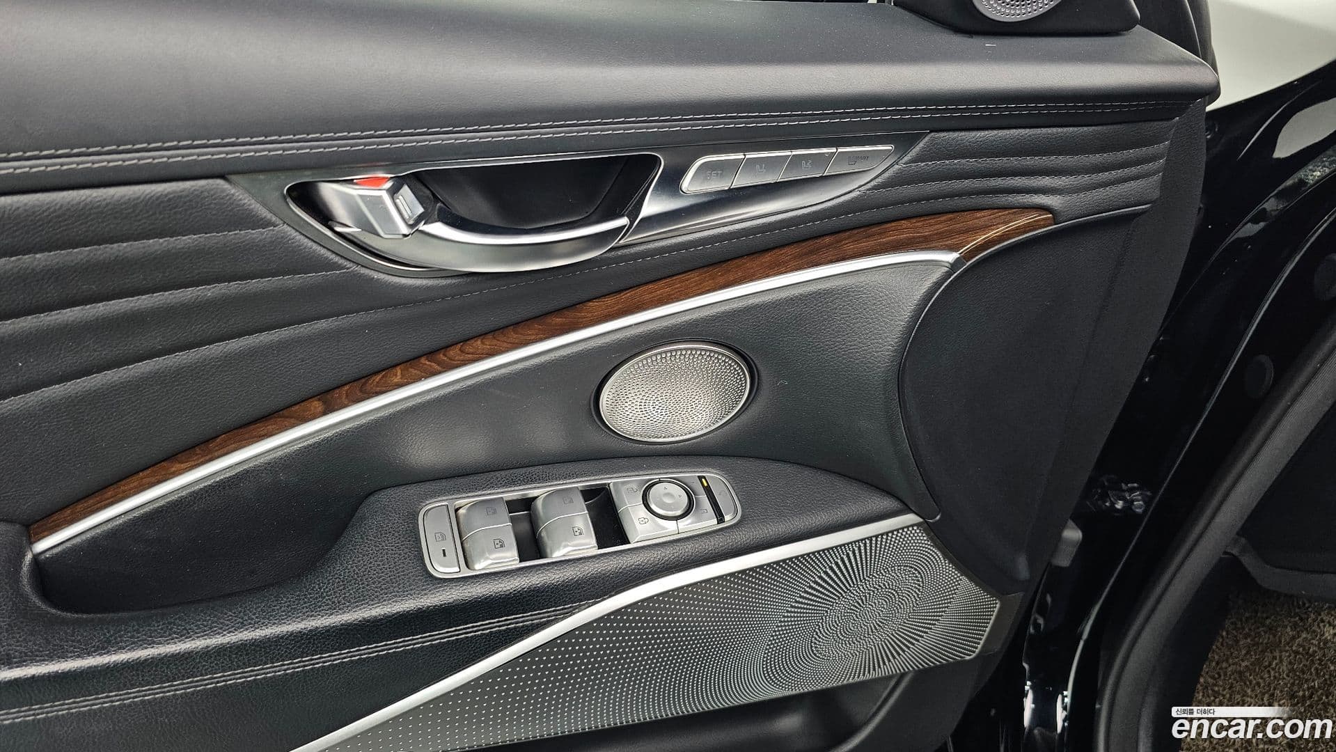 Main__Slider__Photo:K9 Kia 2020.11-17