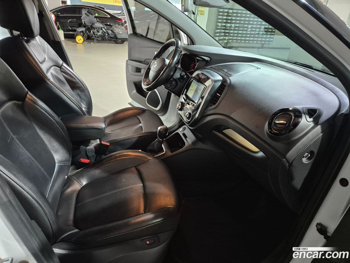 Main__Slider__Photo:QM3 Renault-KoreaSamsung 2019.7-7