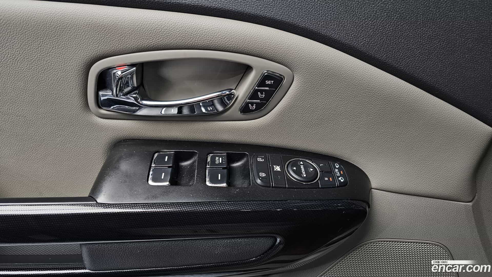 Canival Kia 2015.6-OPTION-017