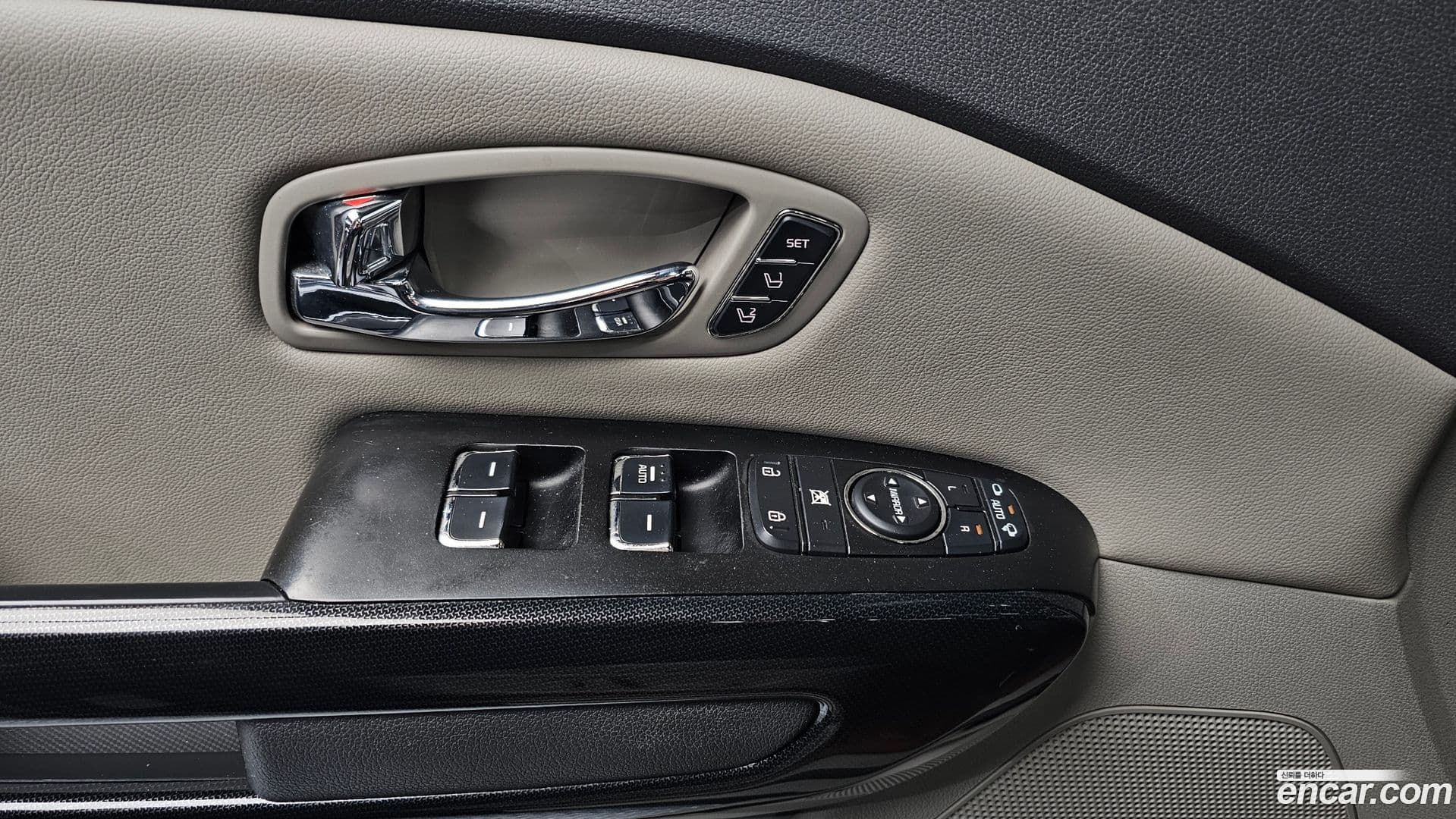 Main__Slider__Photo:Canival Kia 2015.6-12