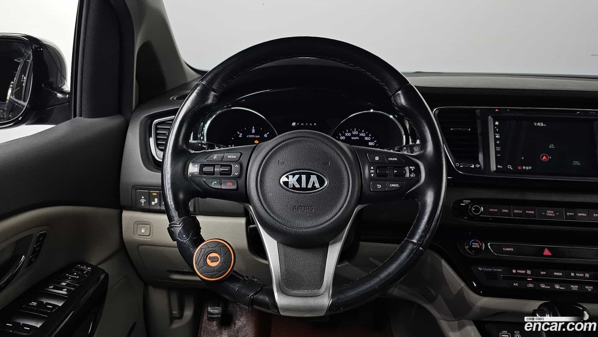 Canival Kia 2015.6-OPTION-019