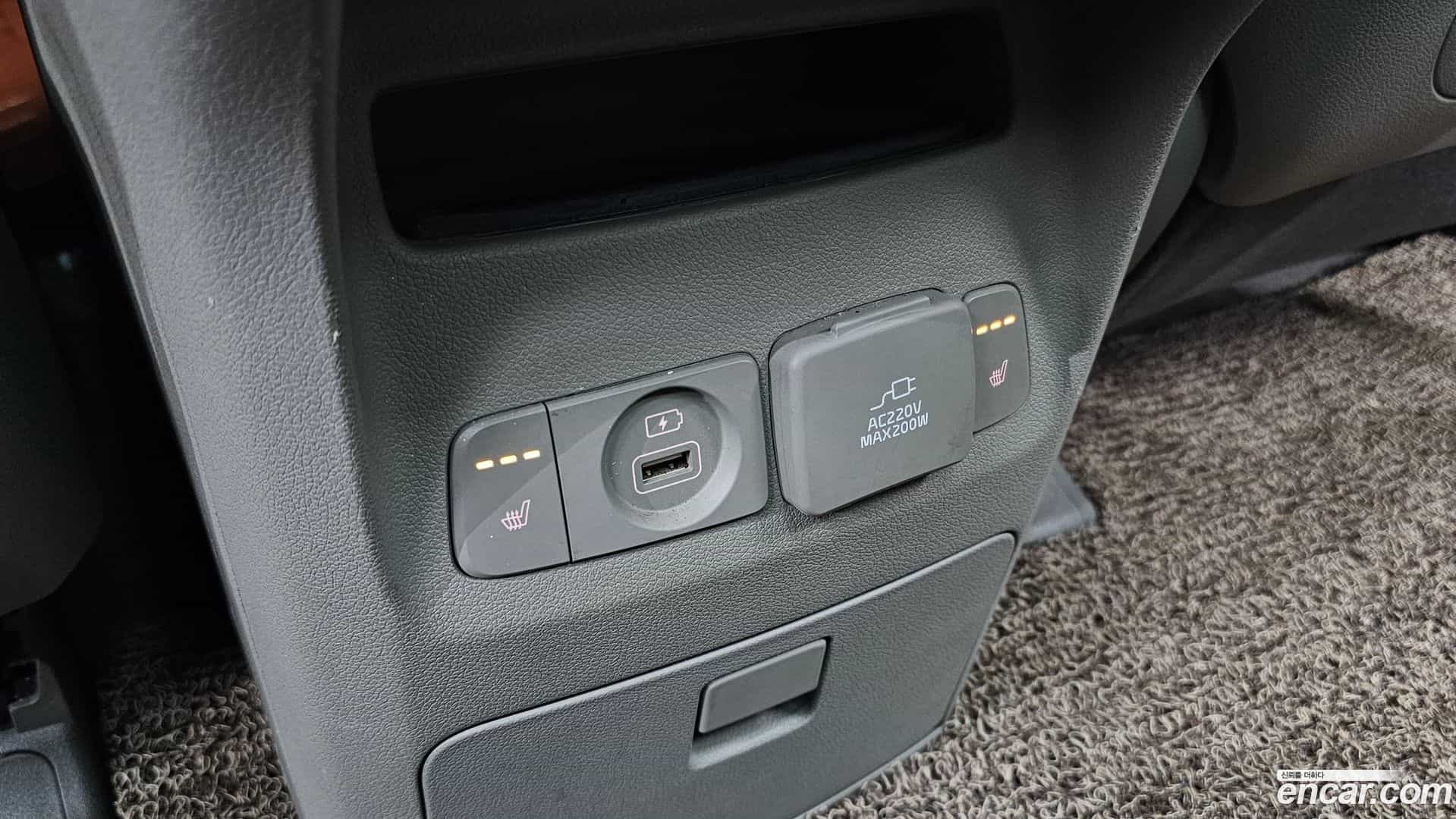 Canival Kia 2015.6-OPTION-023