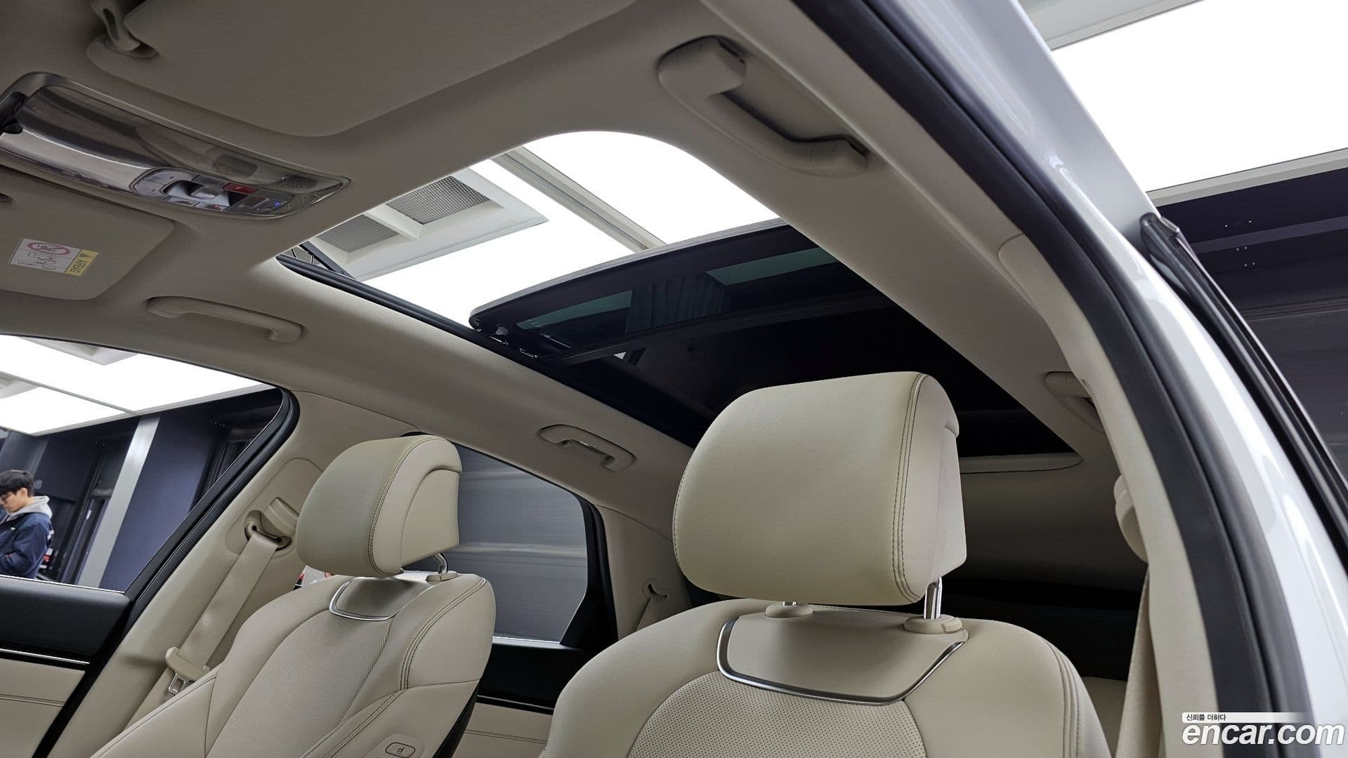 Main__Slider__Photo:GV70 Genesis 2023.9-18