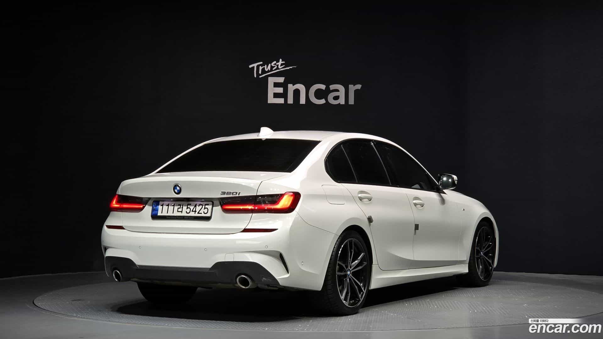 3-Series BMW 2022.5-OUTER-002