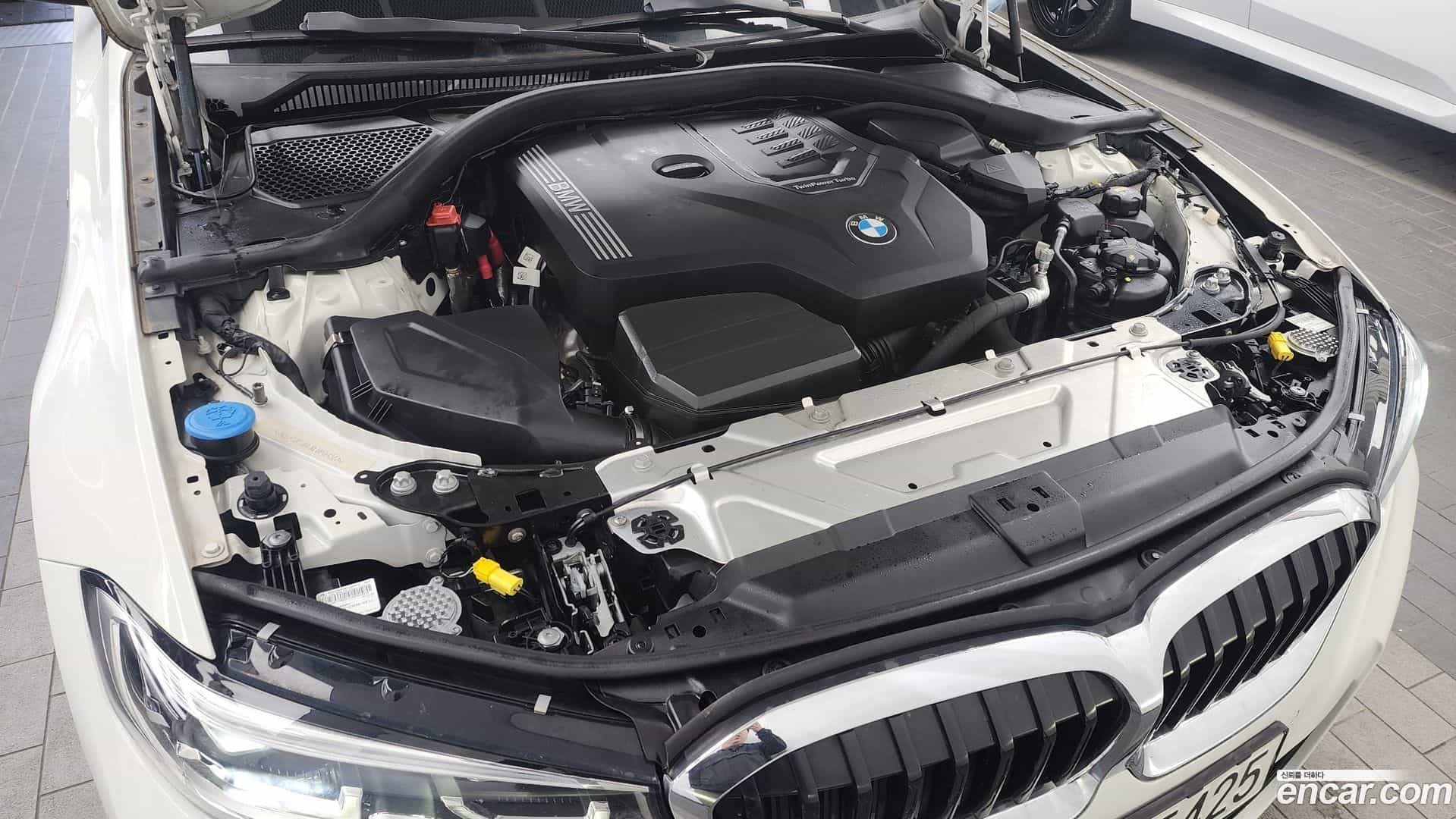 3-Series BMW 2022.5-INNER-006