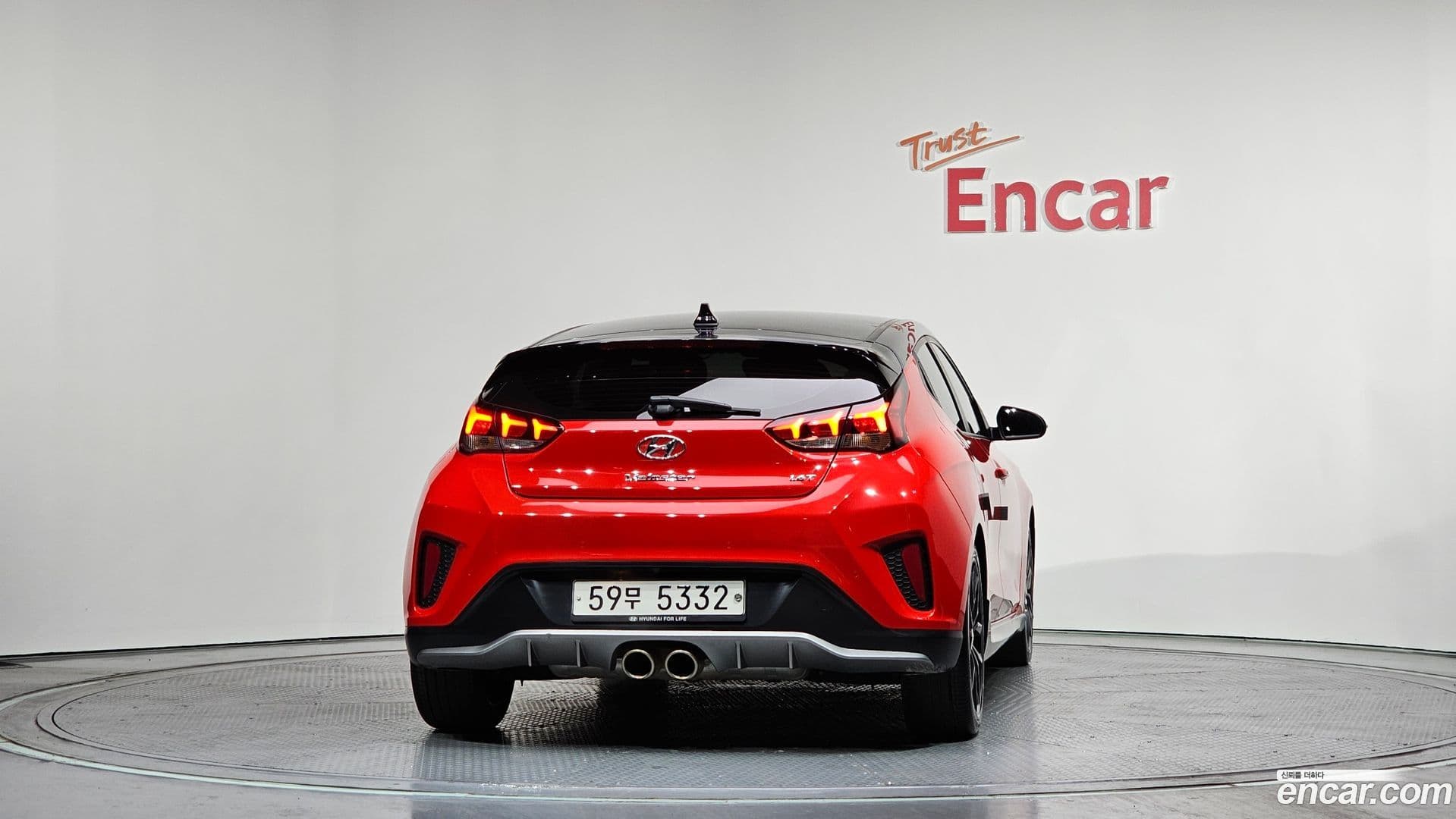 Main__Slider__Photo:Veloster Hyundai 2018.3-3