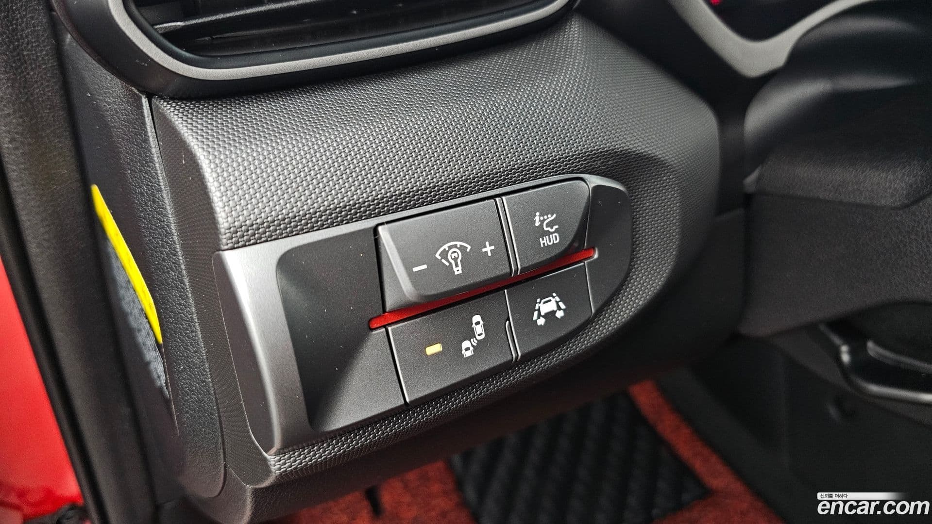 Main__Slider__Photo:Veloster Hyundai 2018.3-15