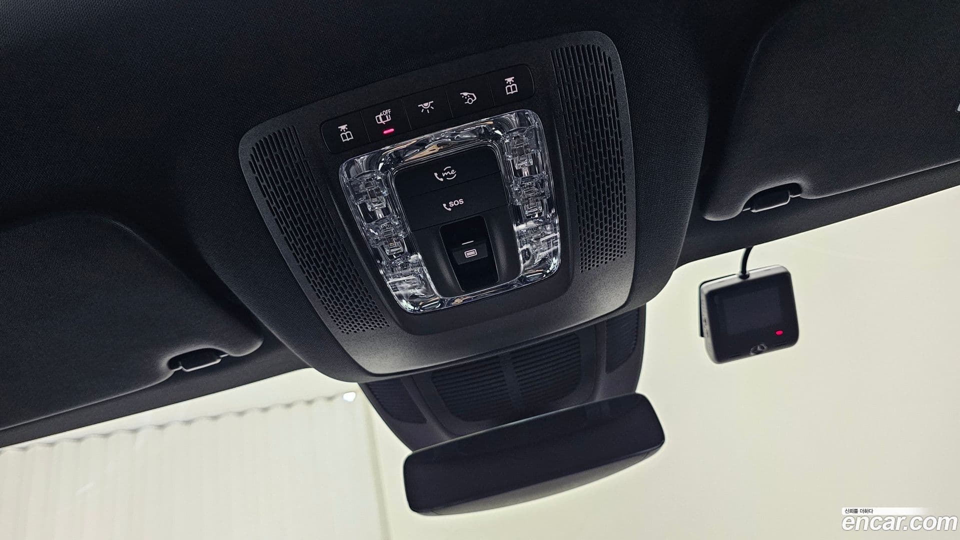 Main__Slider__Photo:GLE-Class Mercedes-Benz 2025.4-16