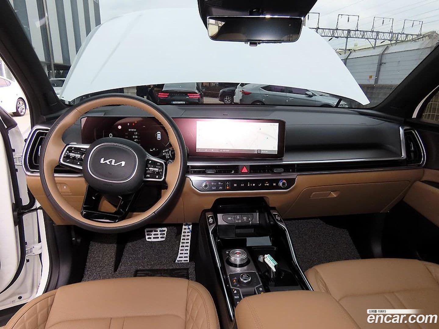 Main__Slider__Photo:Sorento Kia 2025.3-6