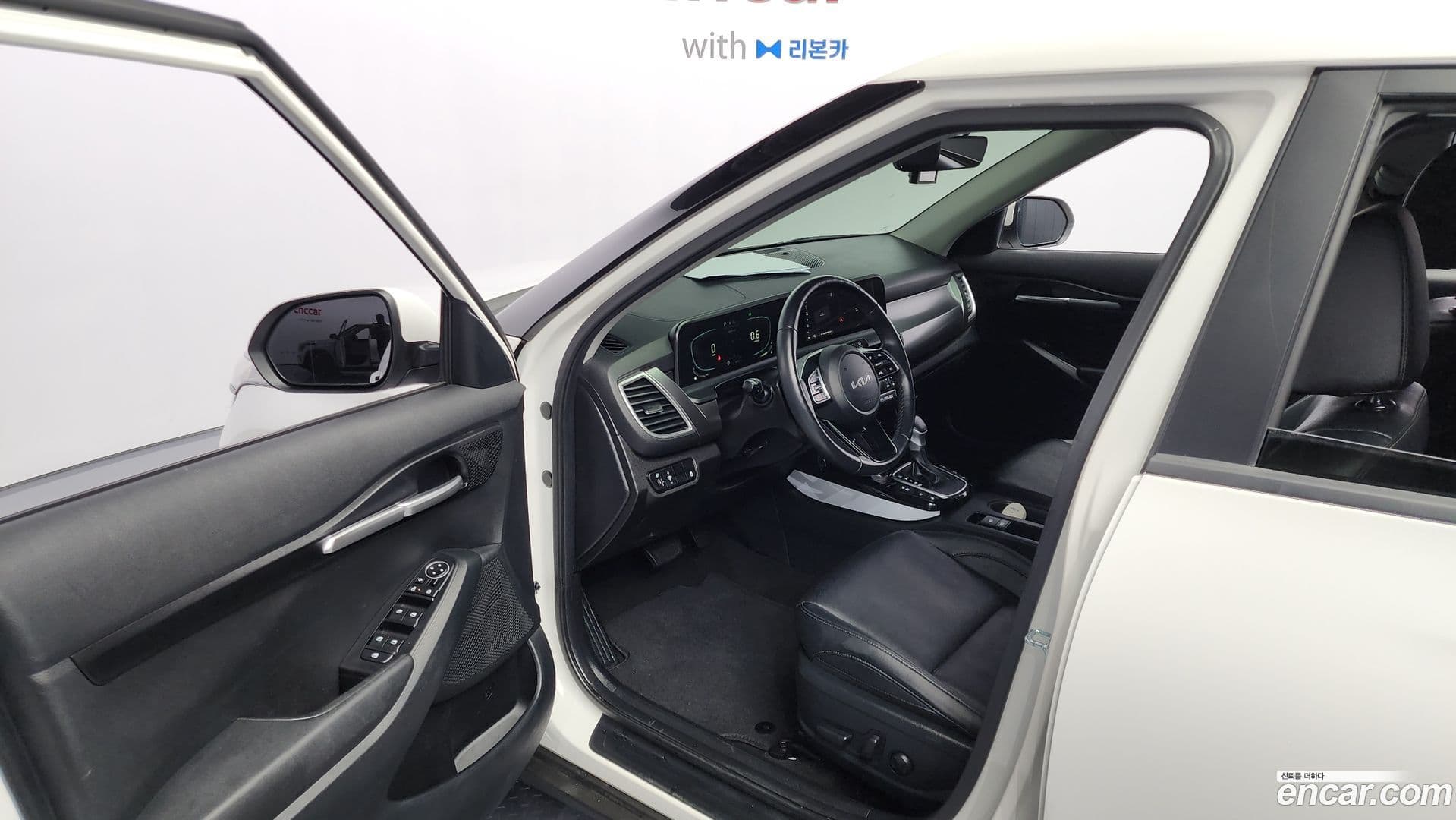 Main__Slider__Photo:Seltos Kia 2022.8-10