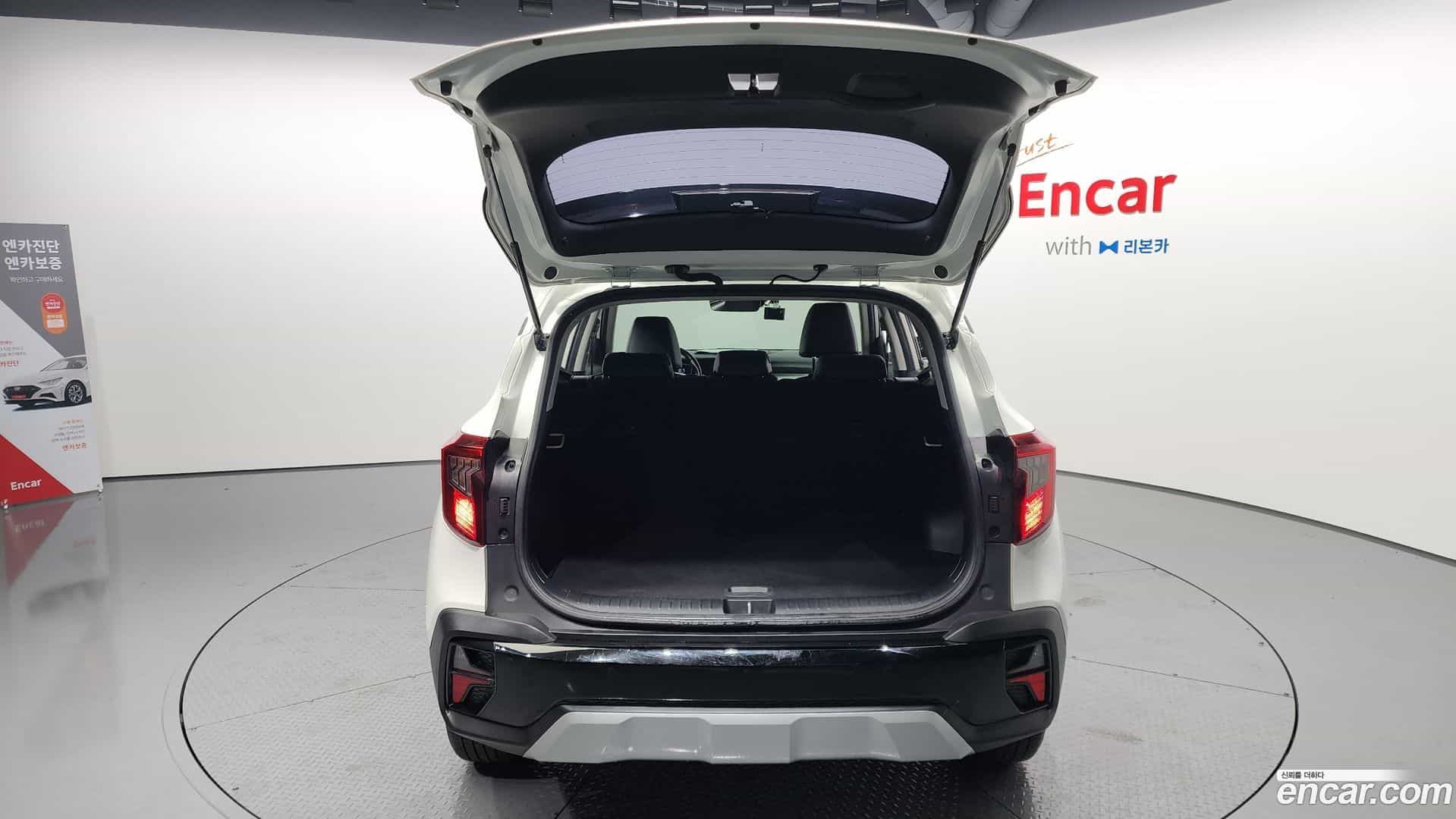 Seltos Kia 2022.8-OPTION-024