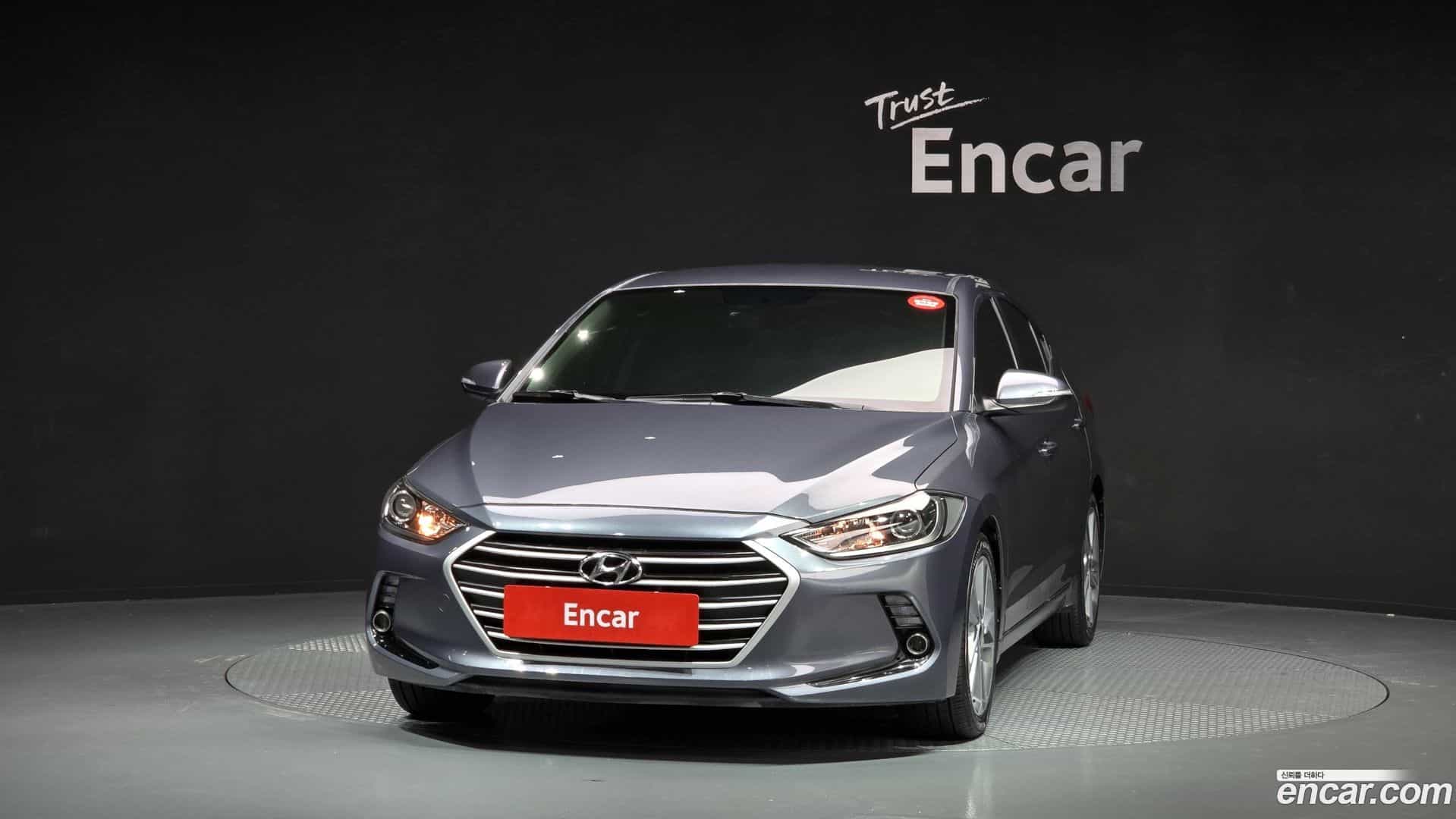 AVANTE Hyundai 2016.11-OUTER-001