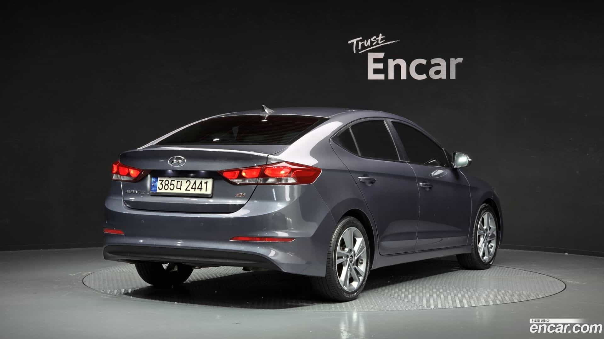 AVANTE Hyundai 2016.11-OUTER-002