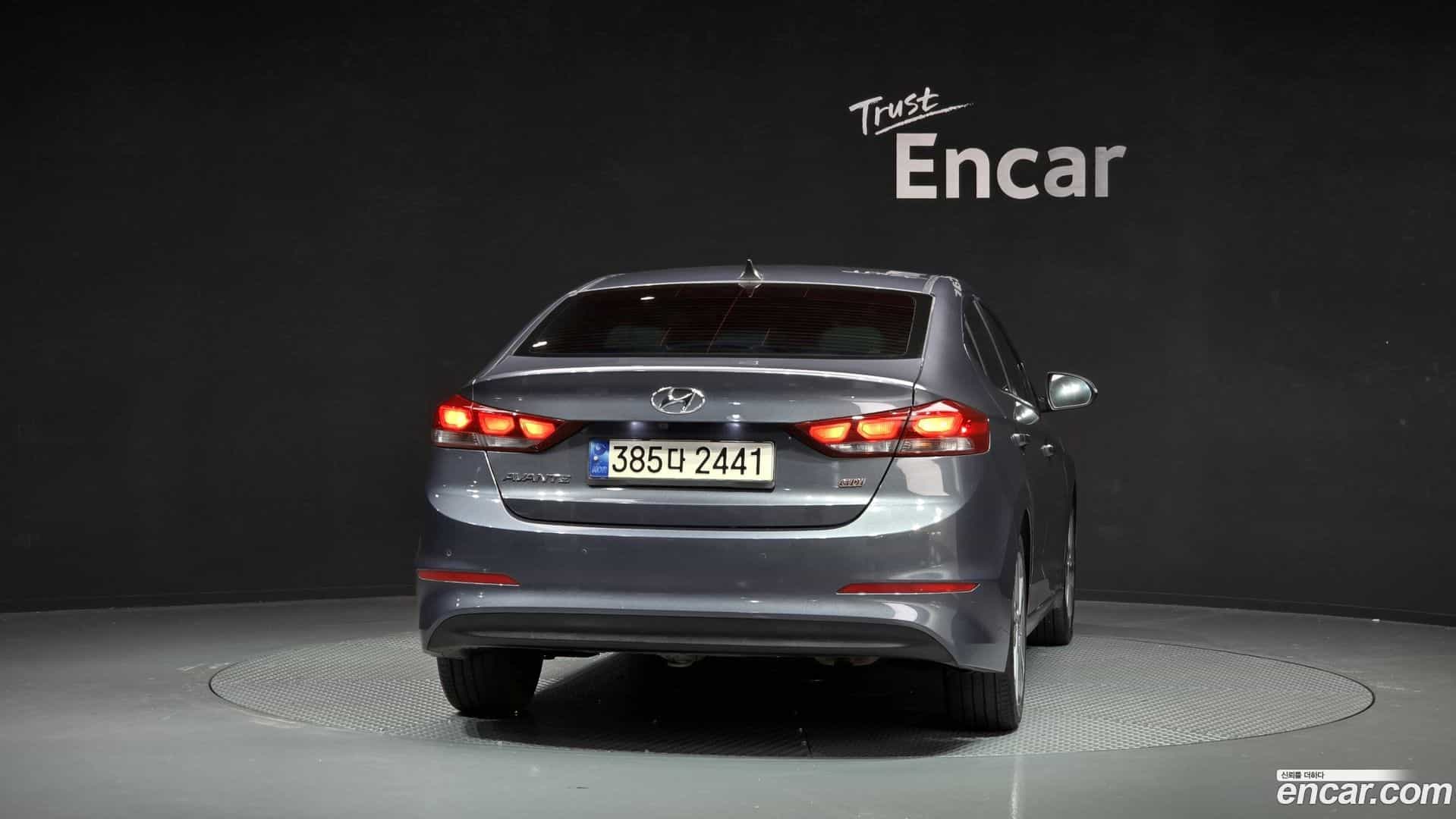 AVANTE Hyundai 2016.11-OUTER-004