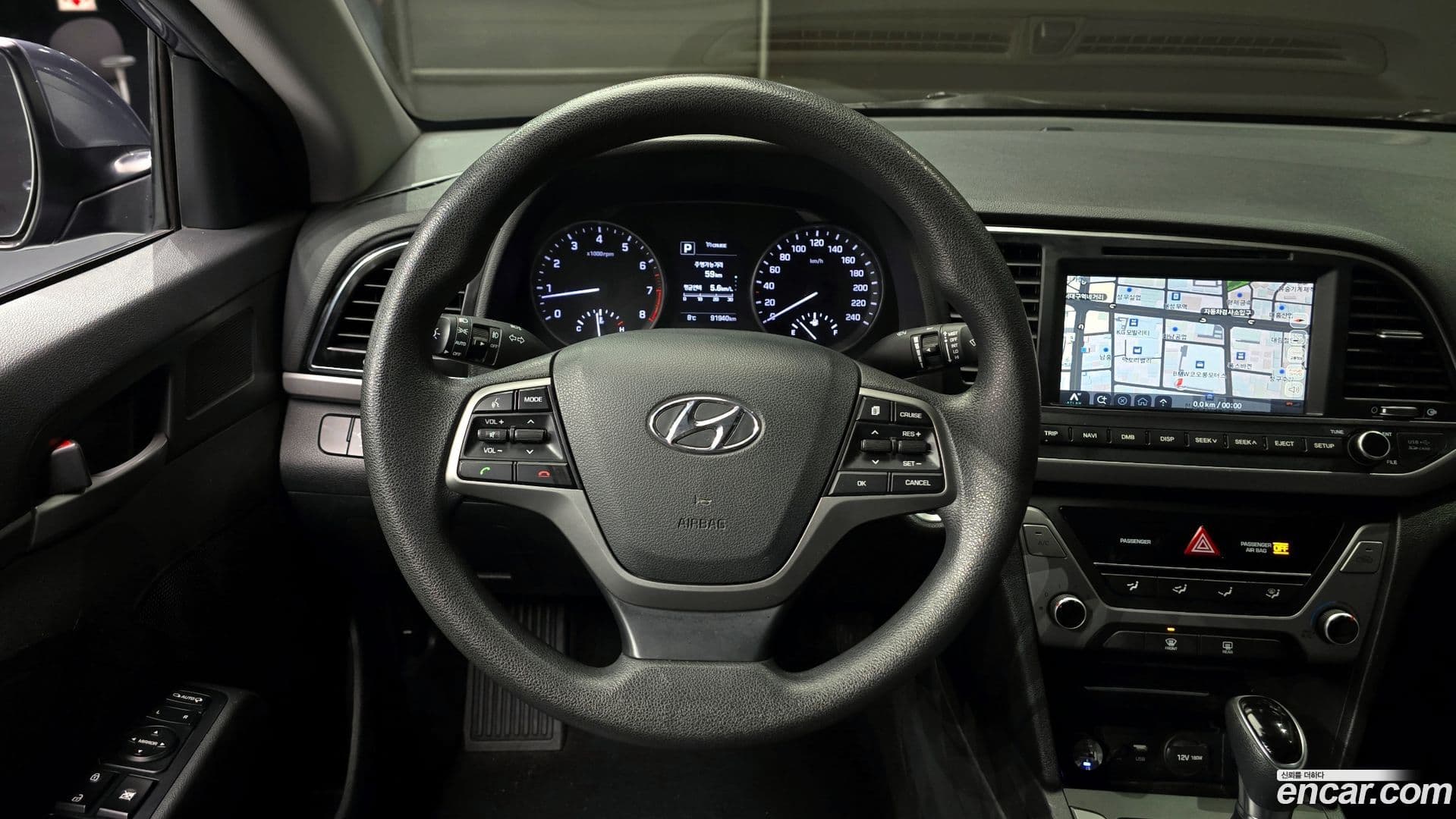 Main__Slider__Photo:AVANTE Hyundai 2016.11-12