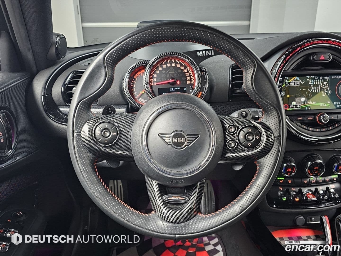 Main__Slider__Photo:Clubman Mini 2020.3-12