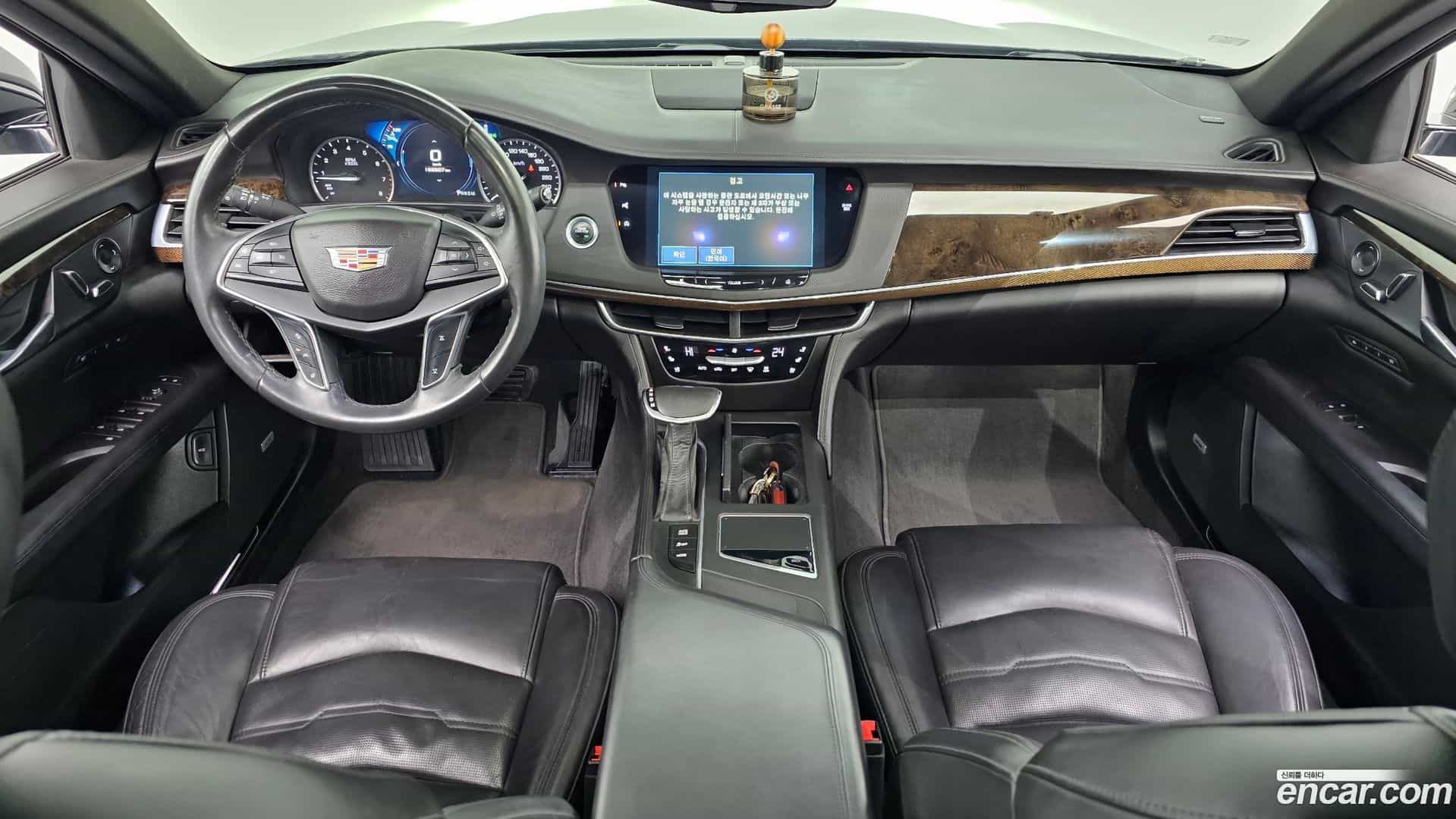 CT6 Cadillac 2016.9-INNER-007