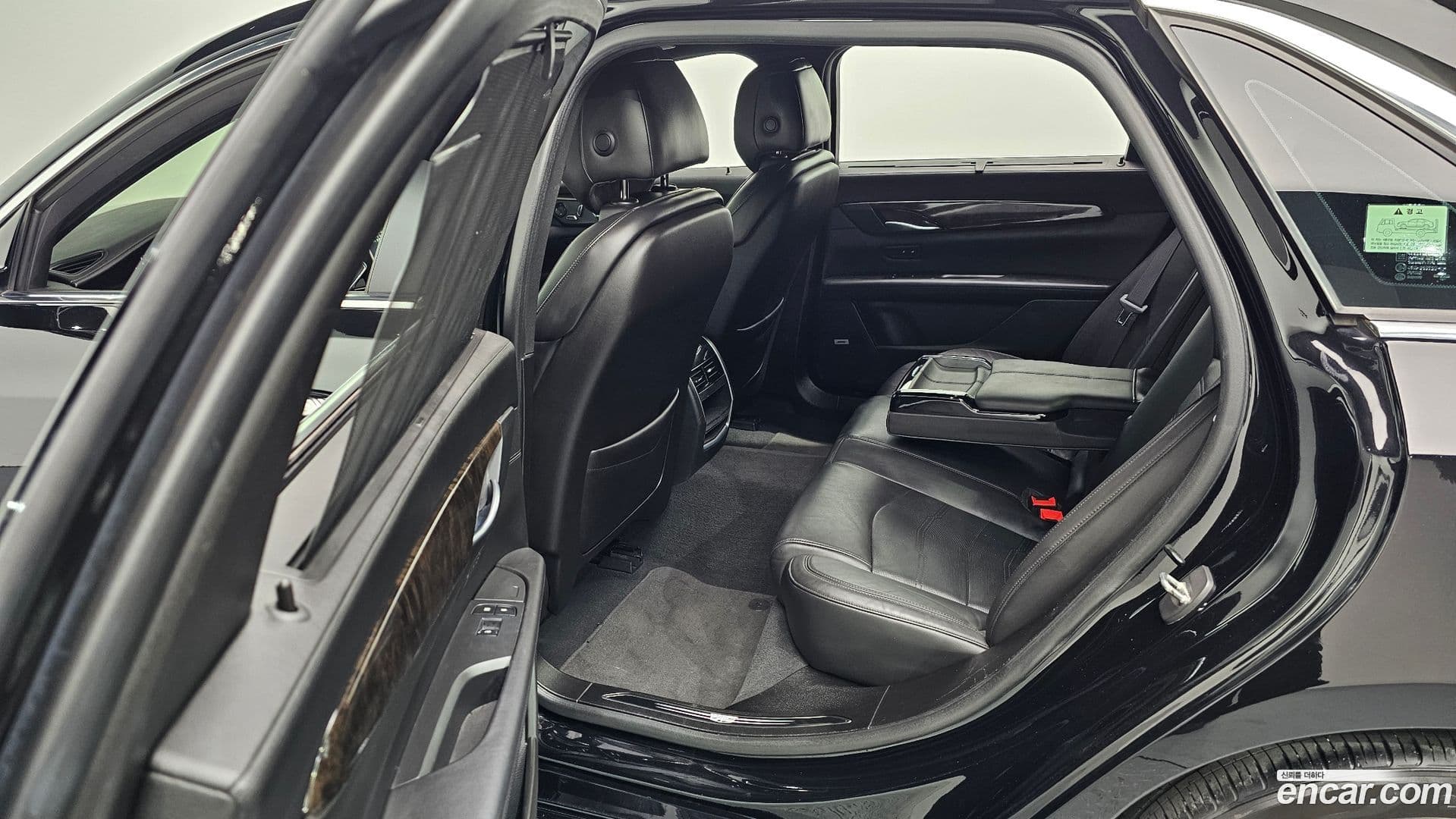 Main__Slider__Photo:CT6 Cadillac 2016.9-11