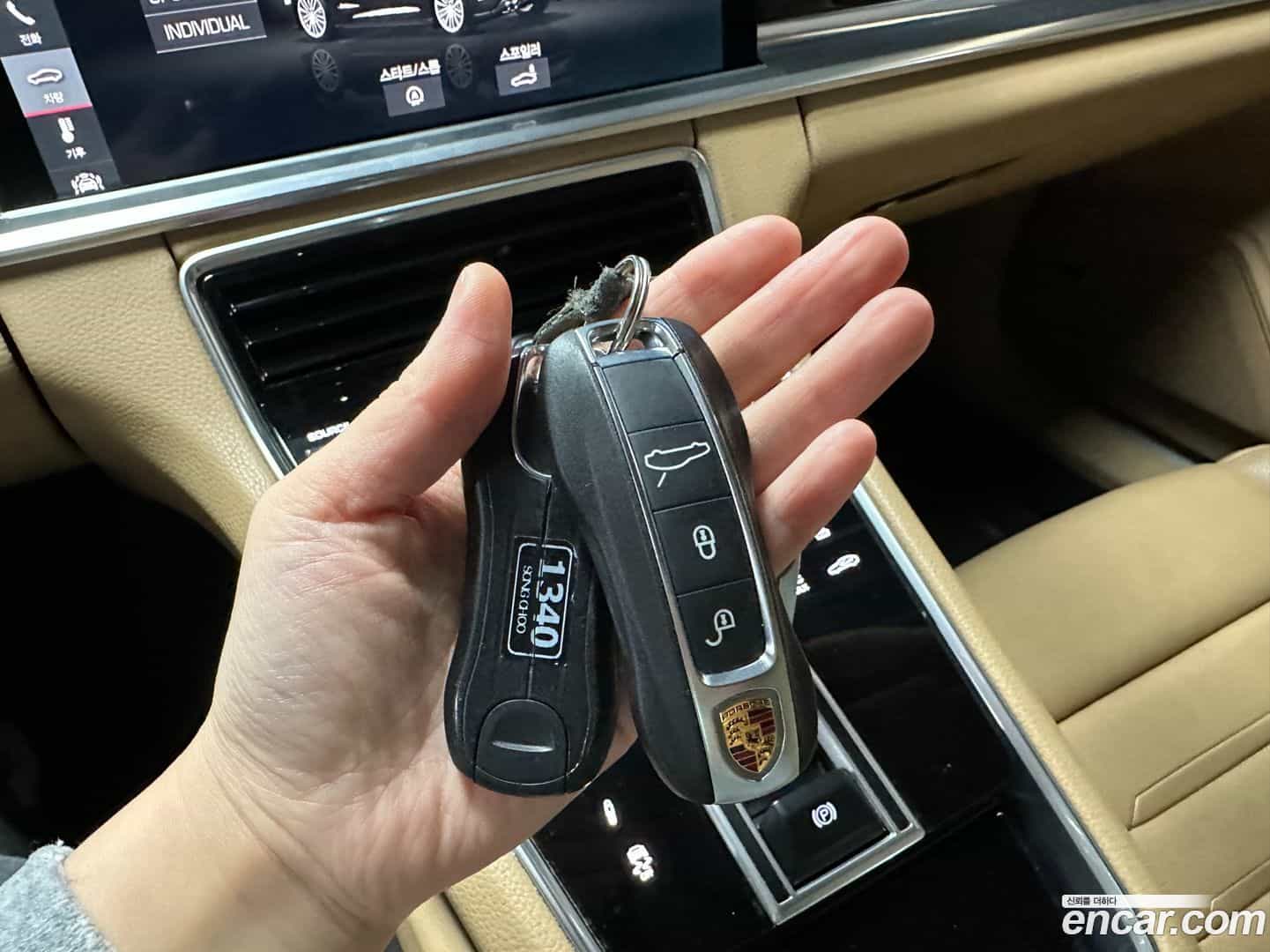Panamera Porsche 2018.0-OPTION-016