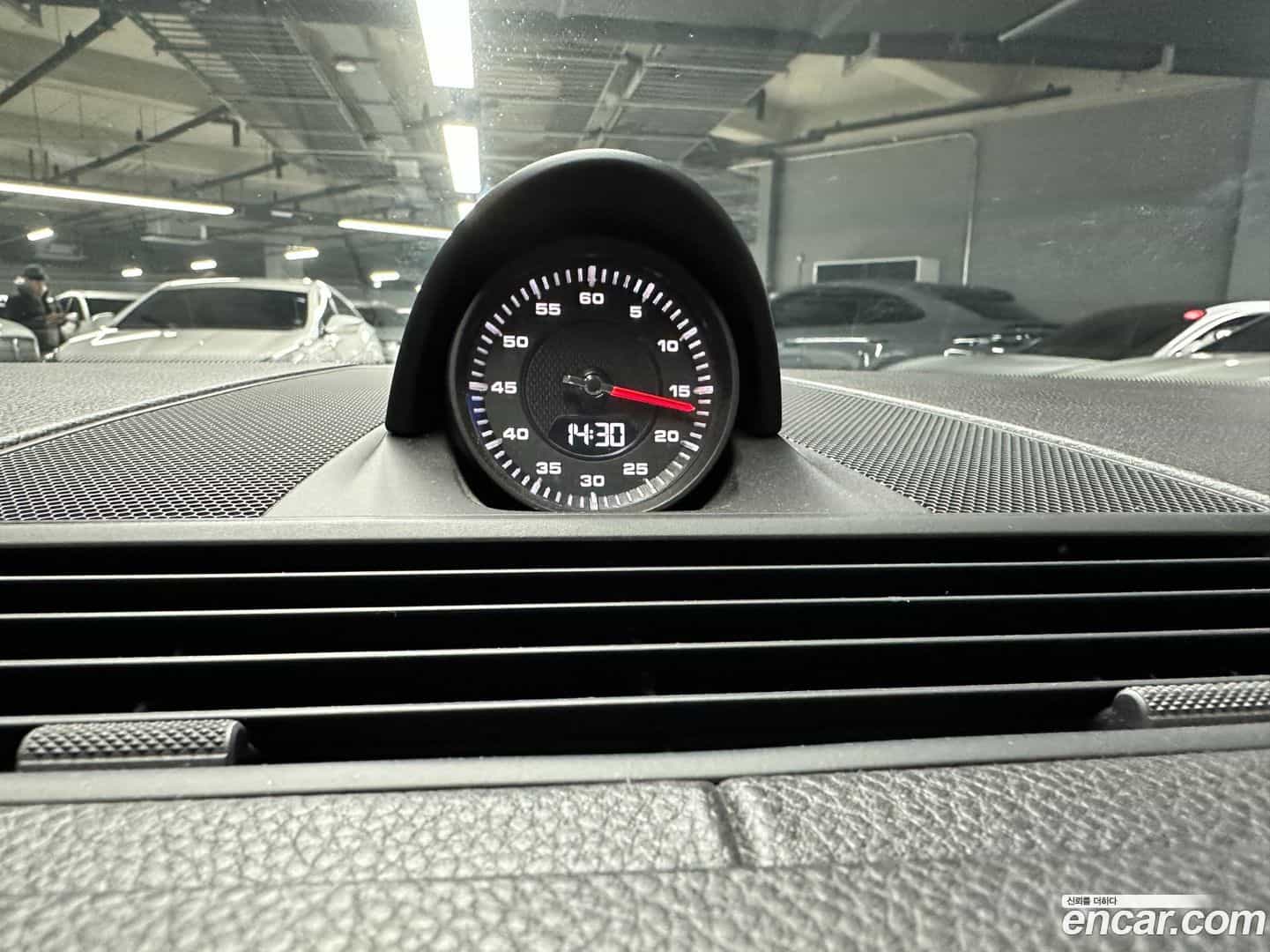 Panamera Porsche 2018.0-OPTION-021