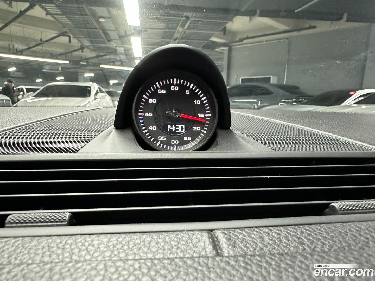 Main__Slider__Photo:Panamera Porsche 2018.0-16