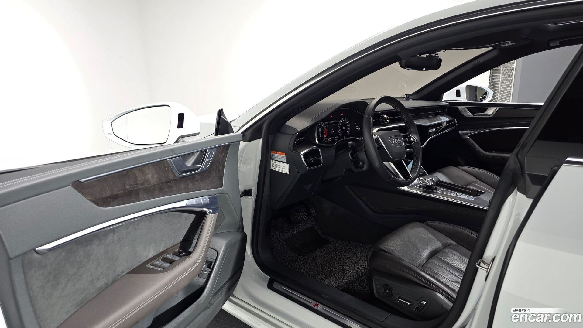 Main__Slider__Photo:A7 Audi 2021.0-11