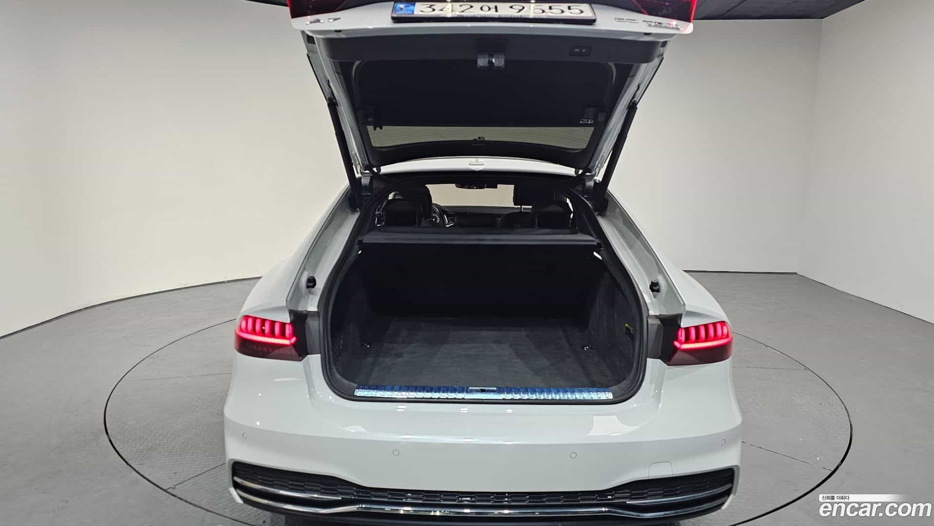 A7 Audi 2021.0-OPTION-024