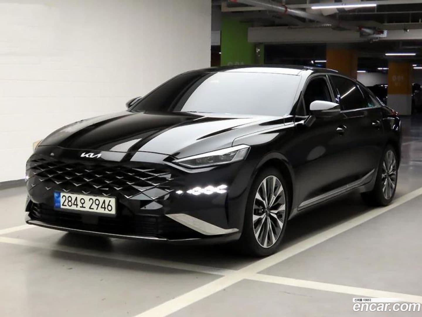 Main__Slider__Photo:K8 Kia 2021.11-0