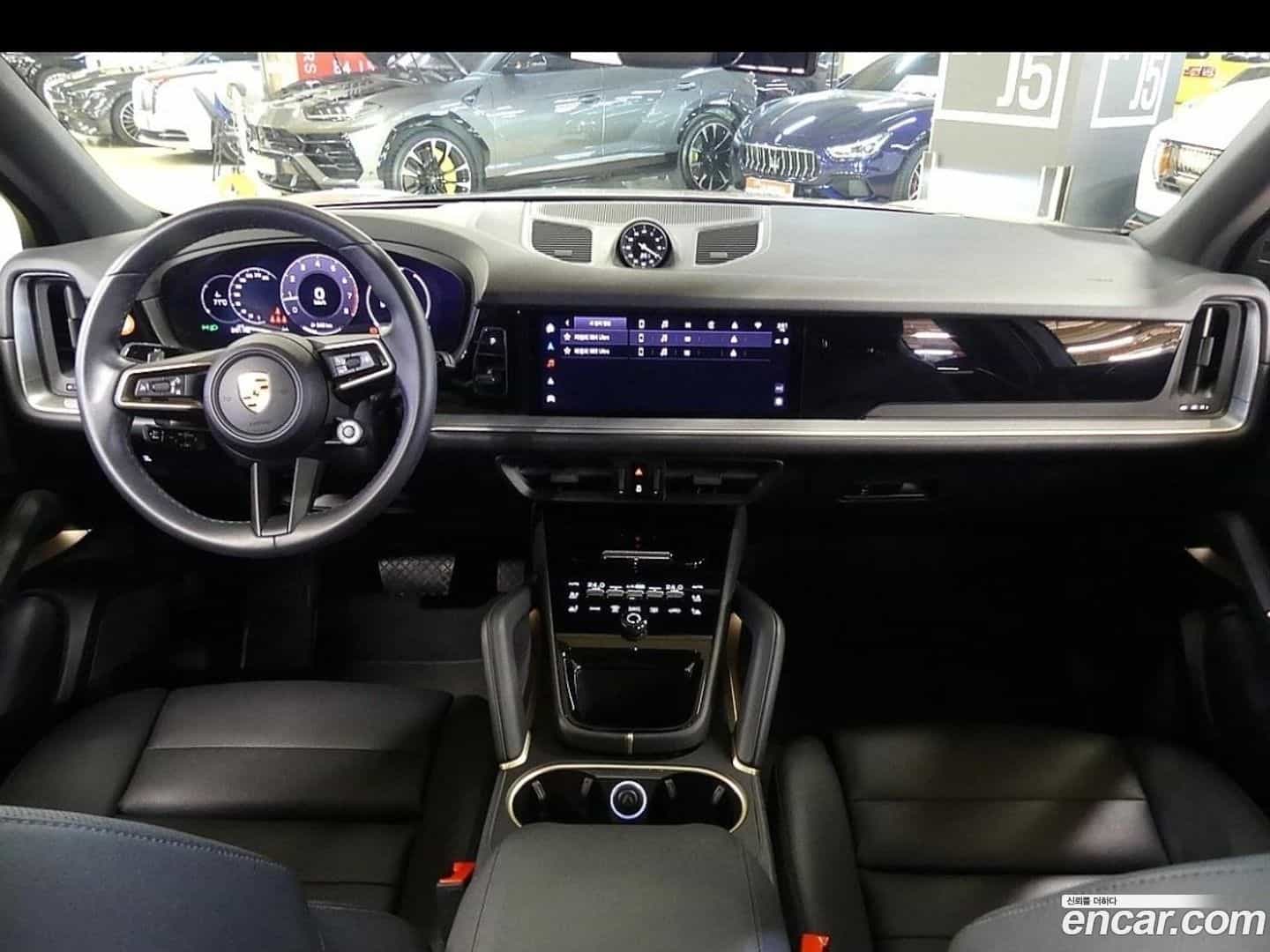 Cayenne Porsche 2024.2-INNER-007