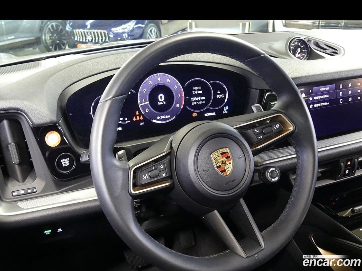 Main__Slider__Photo:Cayenne Porsche 2024.2-11