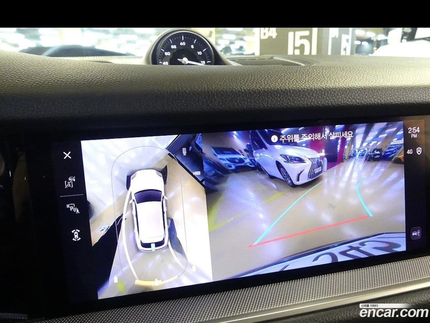 Main__Slider__Photo:Cayenne Porsche 2024.2-15