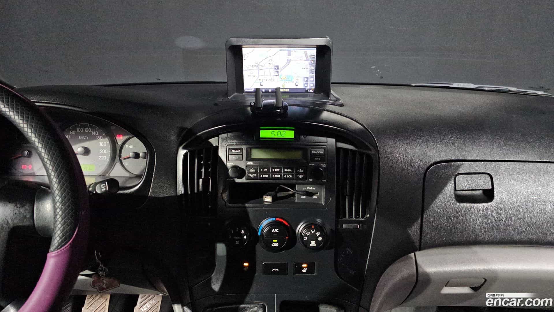 Starex Hyundai 2011.0-OPTION-018