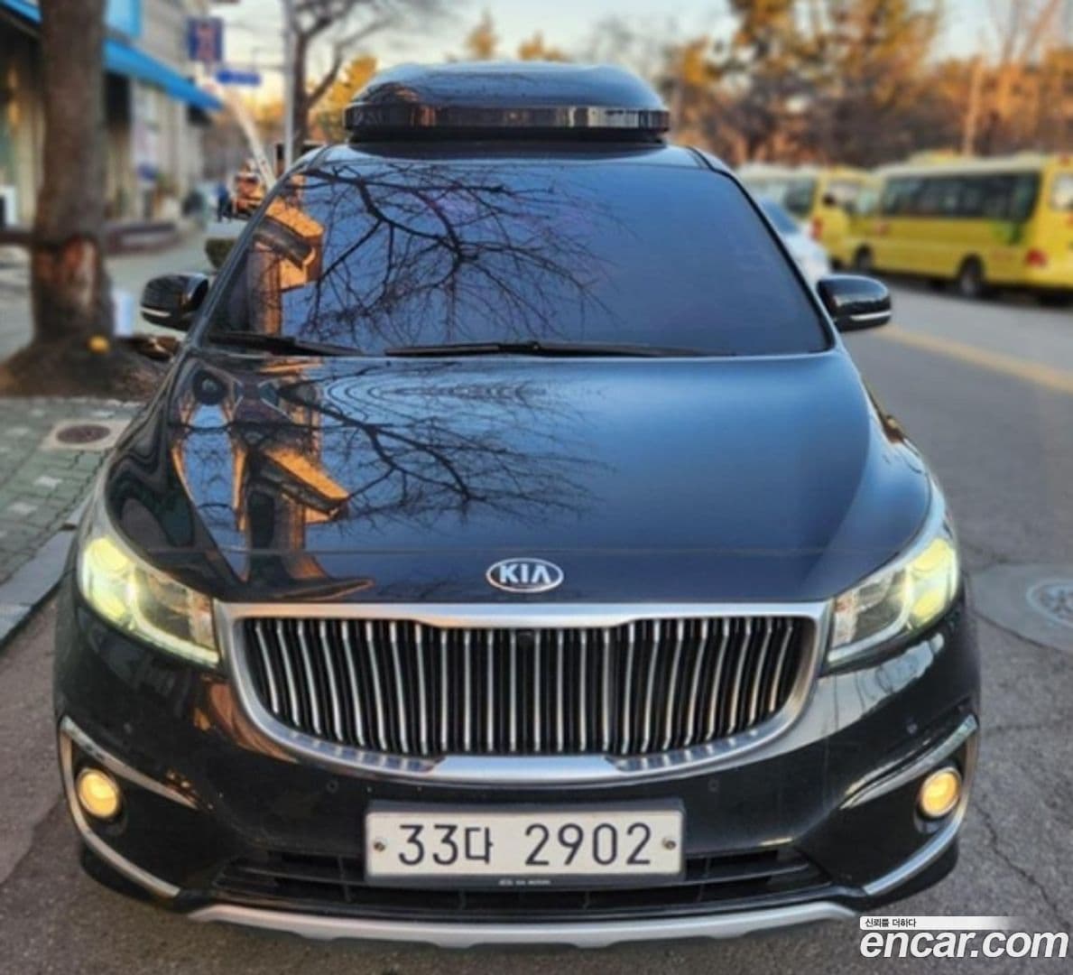 Main__Slider__Photo:Canival Kia 2017.3-0