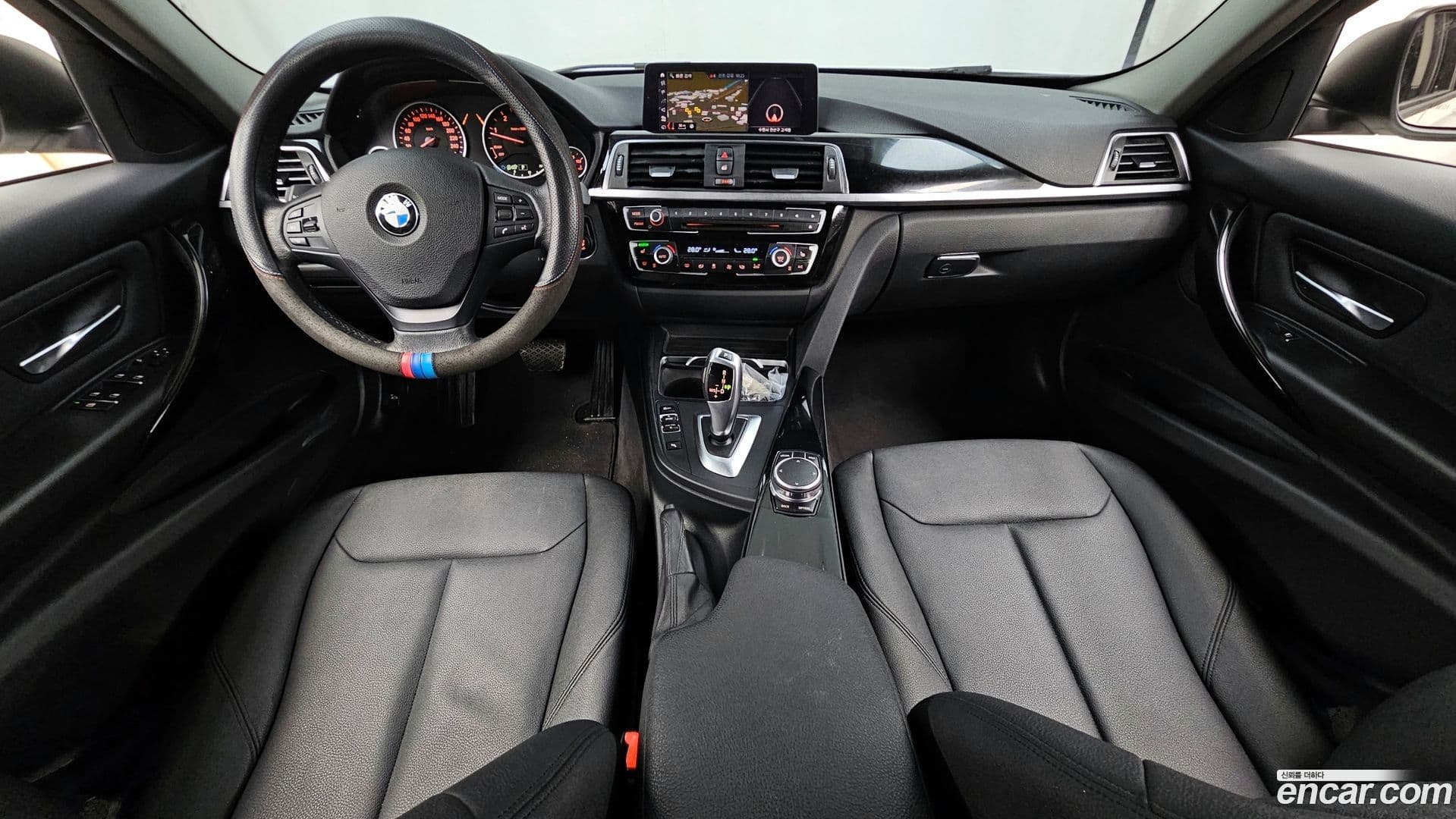 Main__Slider__Photo:3-Series BMW 2018.1-6