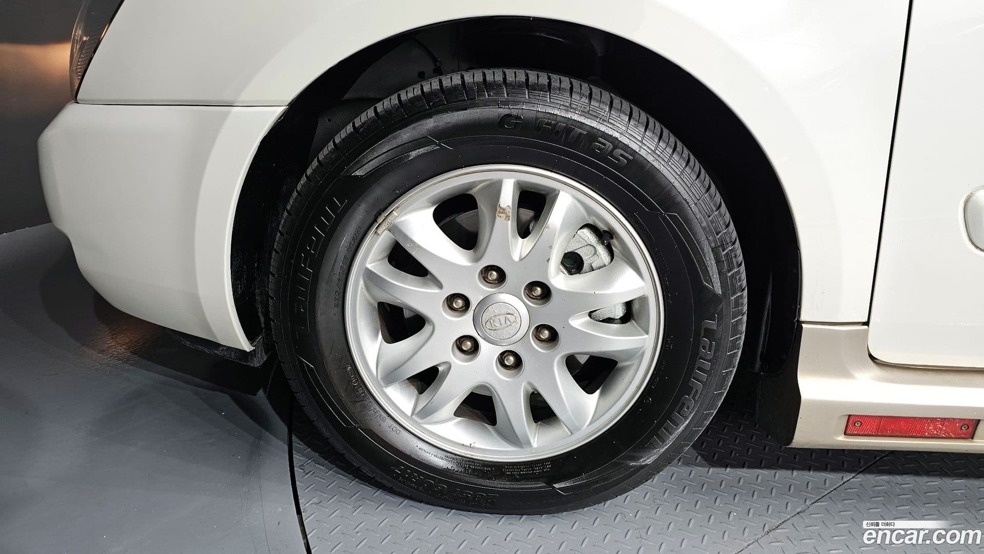 Main__Slider__Photo:Canival Kia 2008.0-4