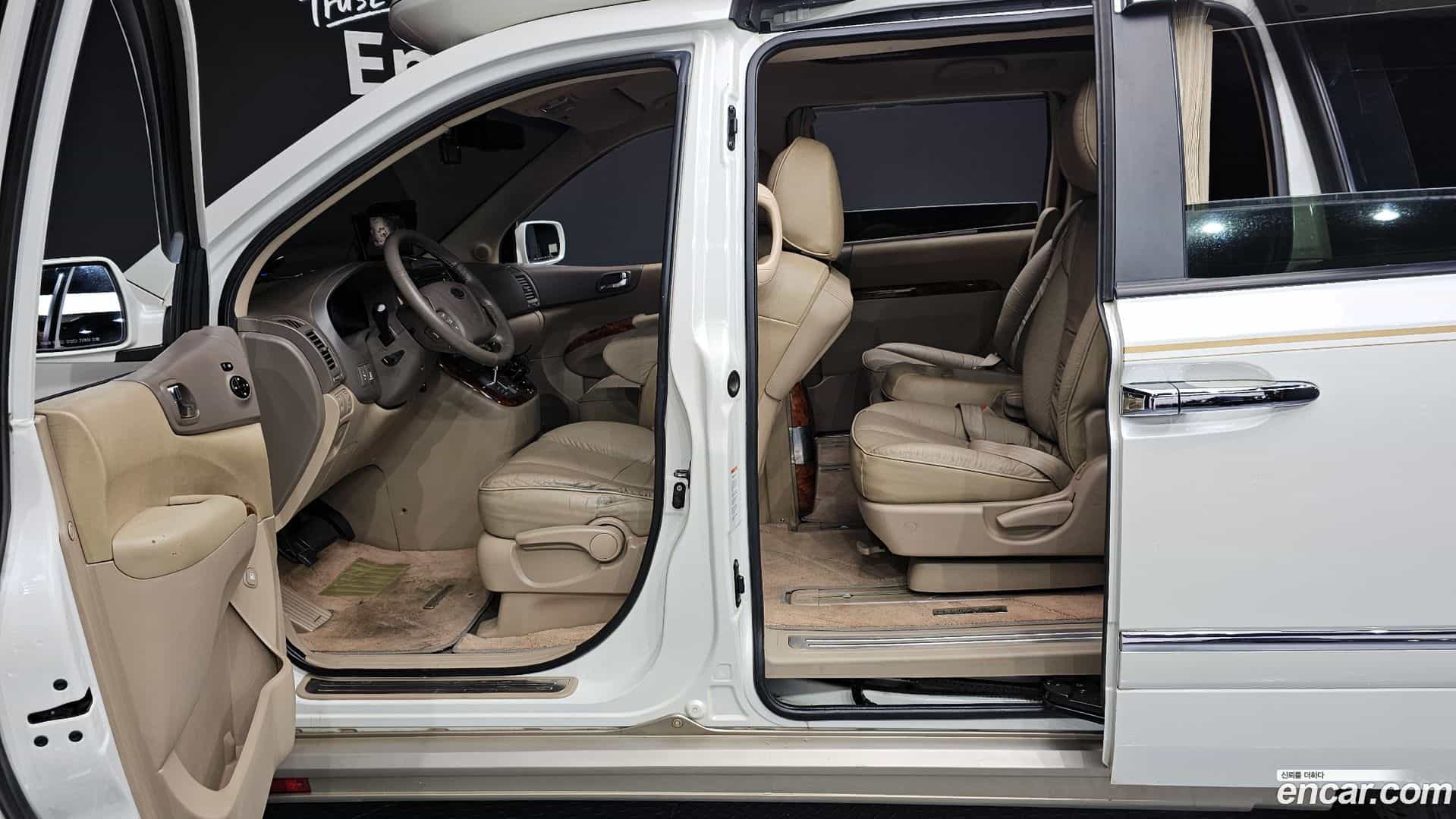 Canival Kia 2008.0-INNER-010