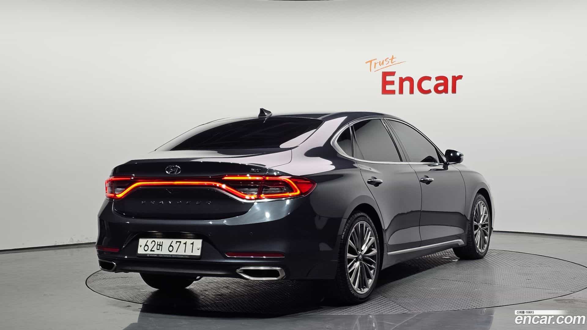 Grandeur Hyundai 2018.4-OUTER-002