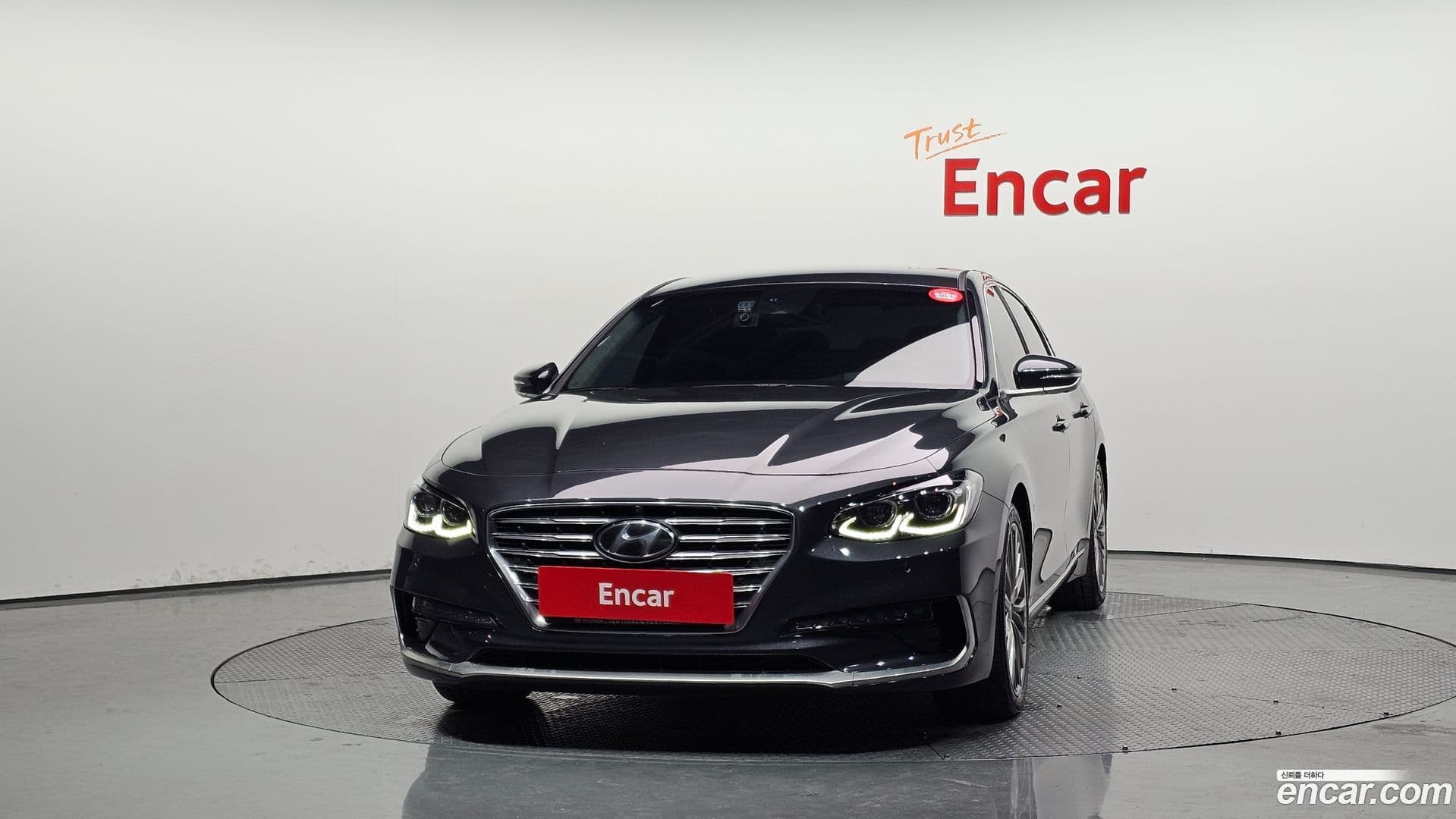 Main__Slider__Photo:Grandeur Hyundai 2018.4-2