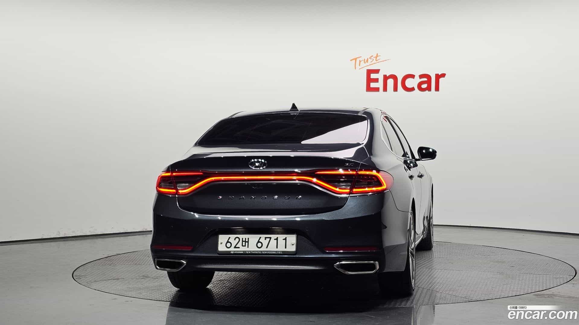 Grandeur Hyundai 2018.4-OUTER-004