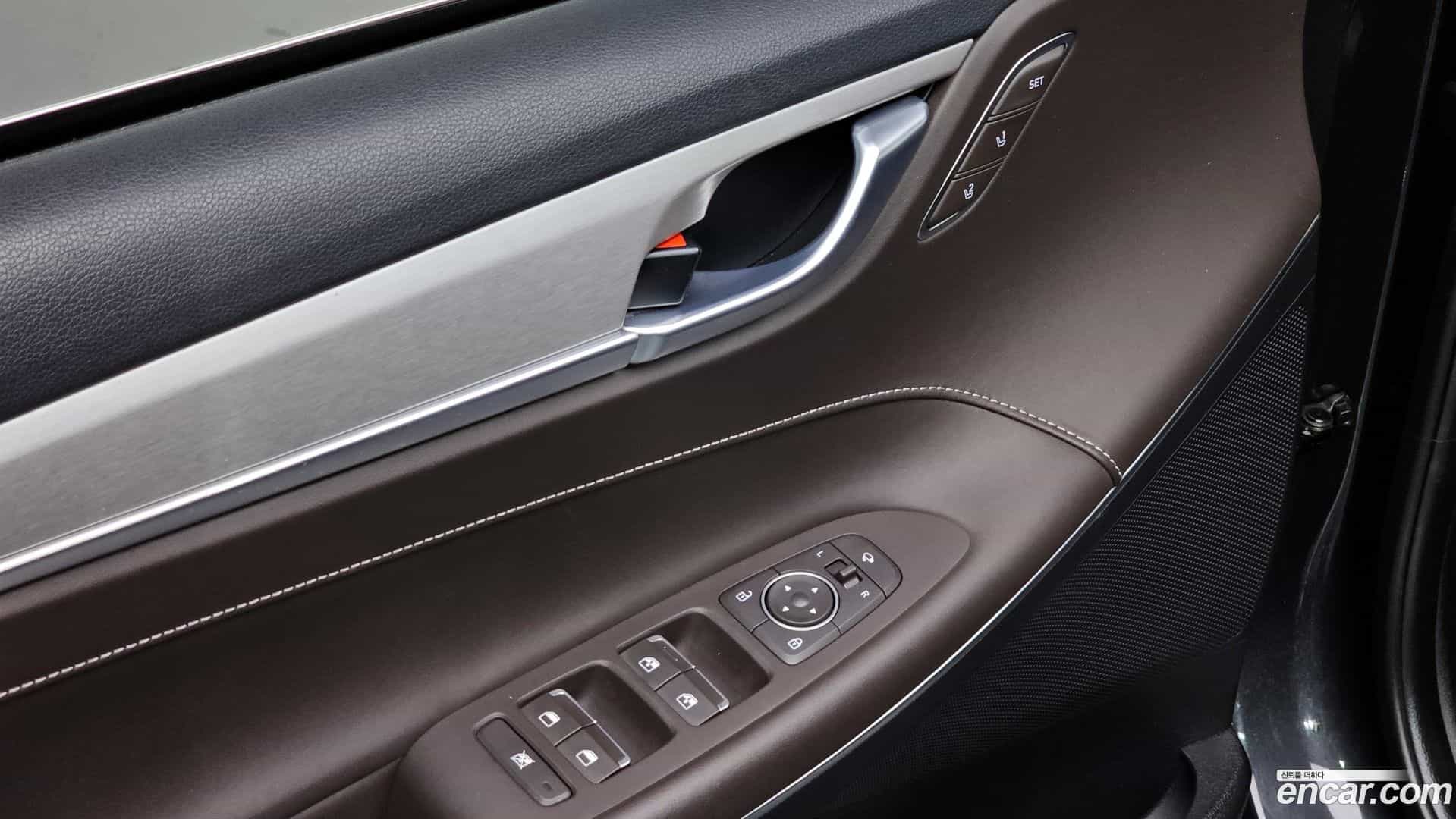 Grandeur Hyundai 2018.4-OPTION-022