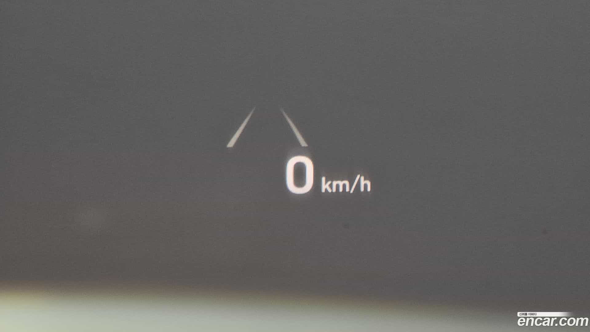 Grandeur Hyundai 2018.4-OPTION-023