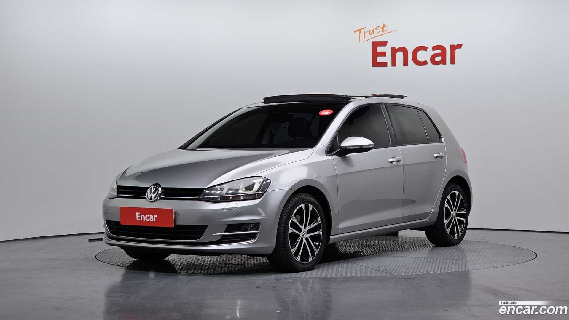 Golf Volkswagen 2014.4-OUTER-001