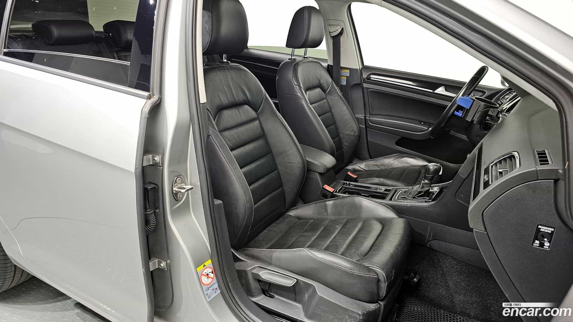 Golf Volkswagen 2014.4-INNER-010