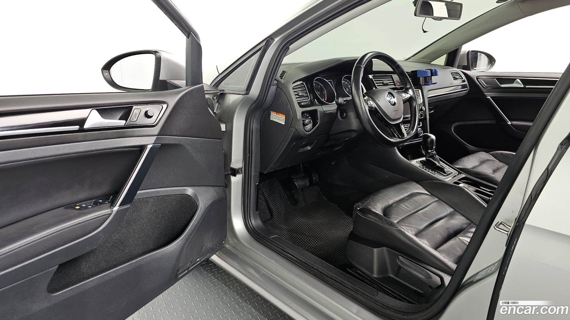 Main__Slider__Photo:Golf Volkswagen 2014.4-10