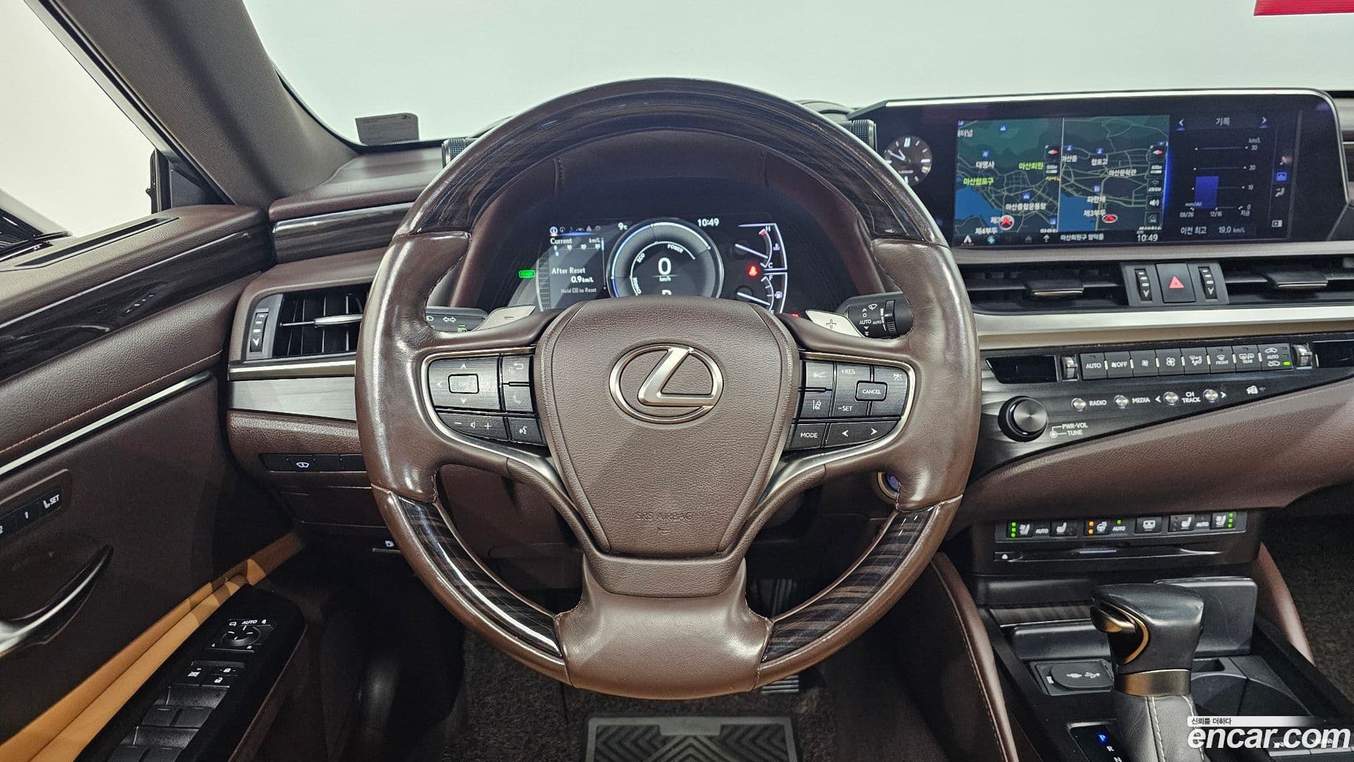 Main__Slider__Photo:ES Lexus 2020.7-12