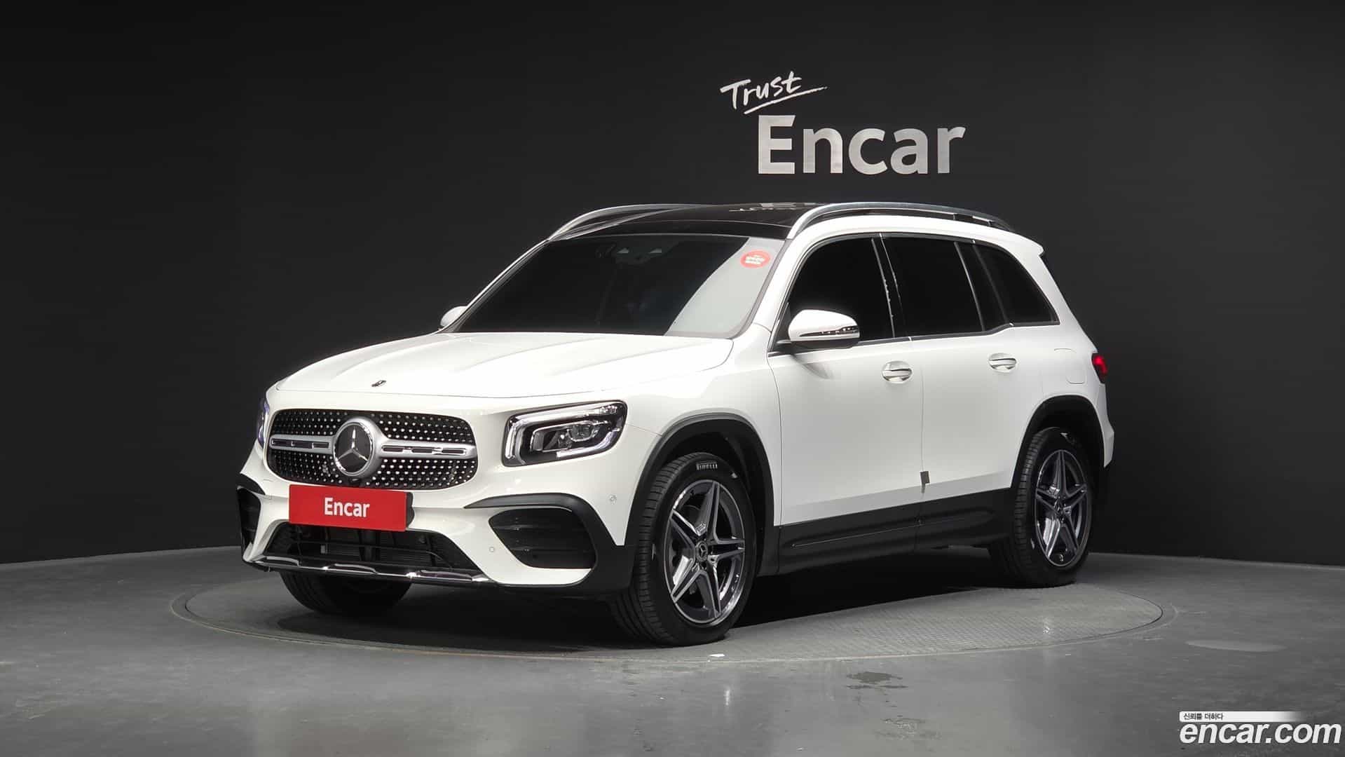 GLB-Class Mercedes-Benz 2022.5-OUTER-001