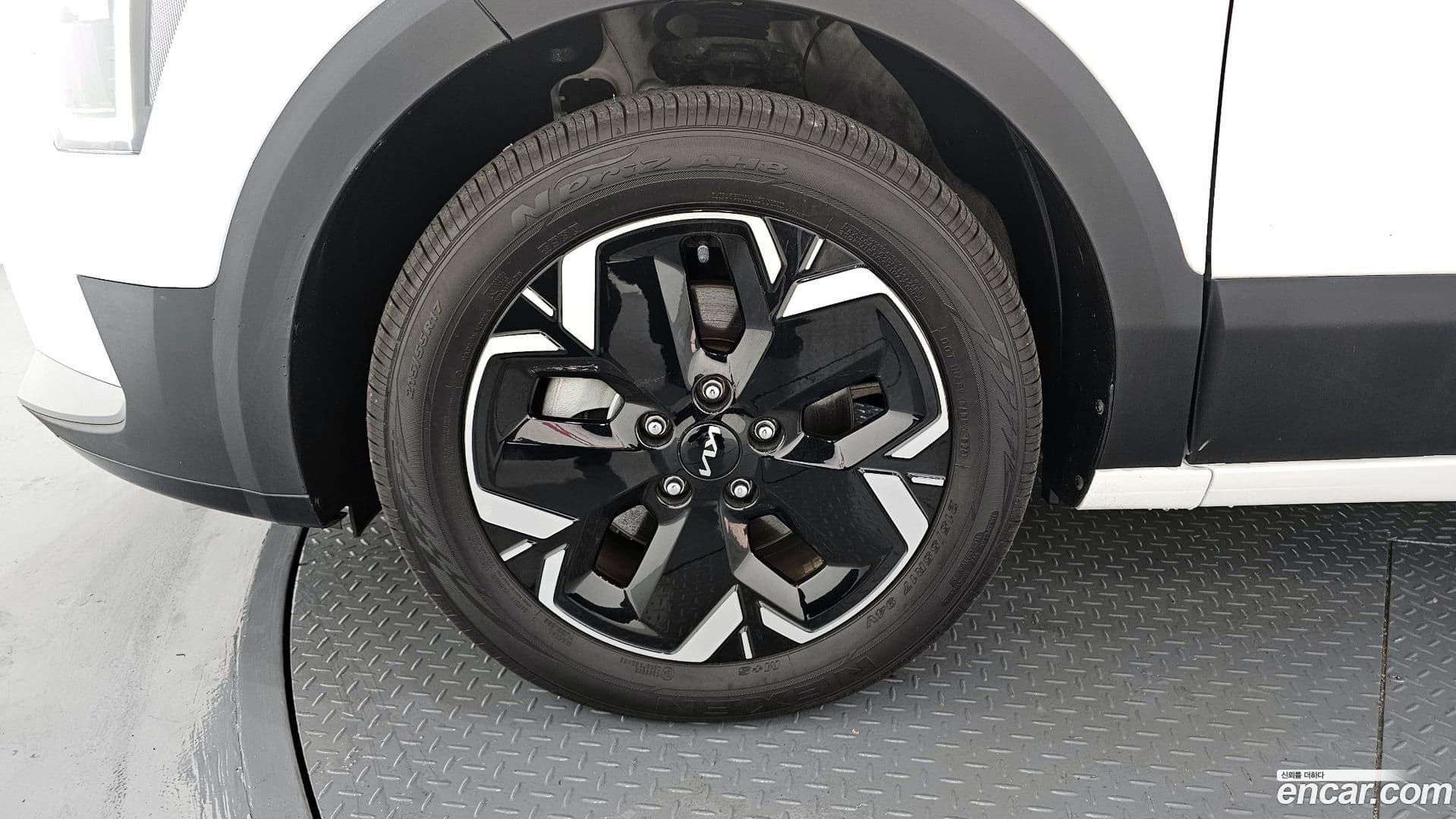 Main__Slider__Photo:Niro Kia 2022.10-4