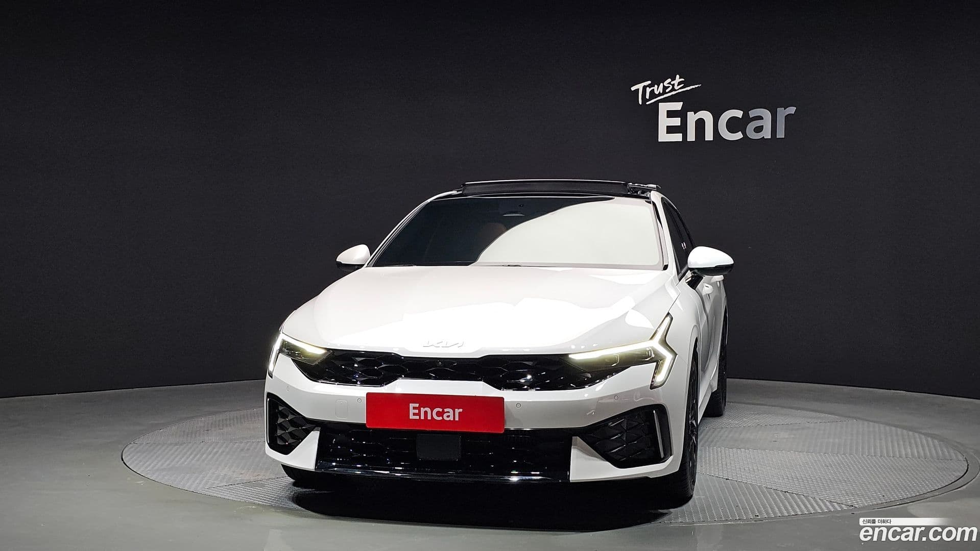 Main__Slider__Photo:K5 Kia 2023.10-2