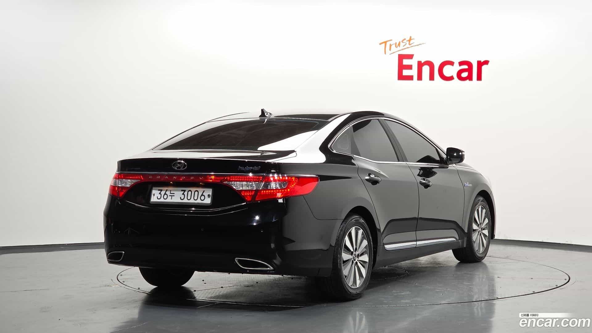 Grandeur Hyundai 2015.0-OUTER-002